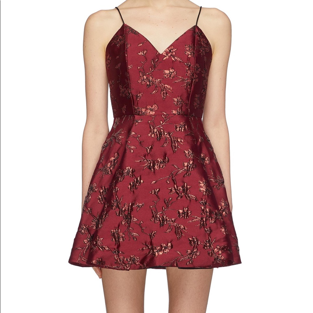 Alice + Olivia pleated floral-jacquard dress